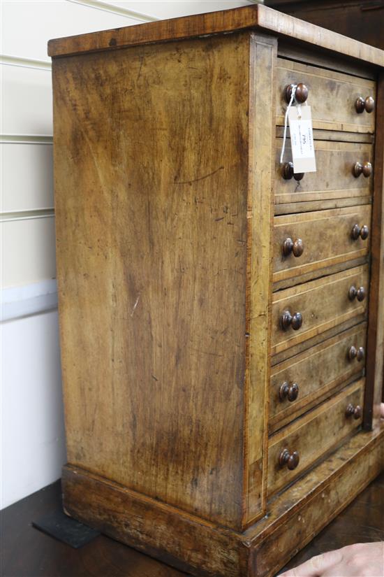 A Victorian cross-banded walnut Wellington chest of small proportions, fitted six drawers, (top a.f.) H.60cm